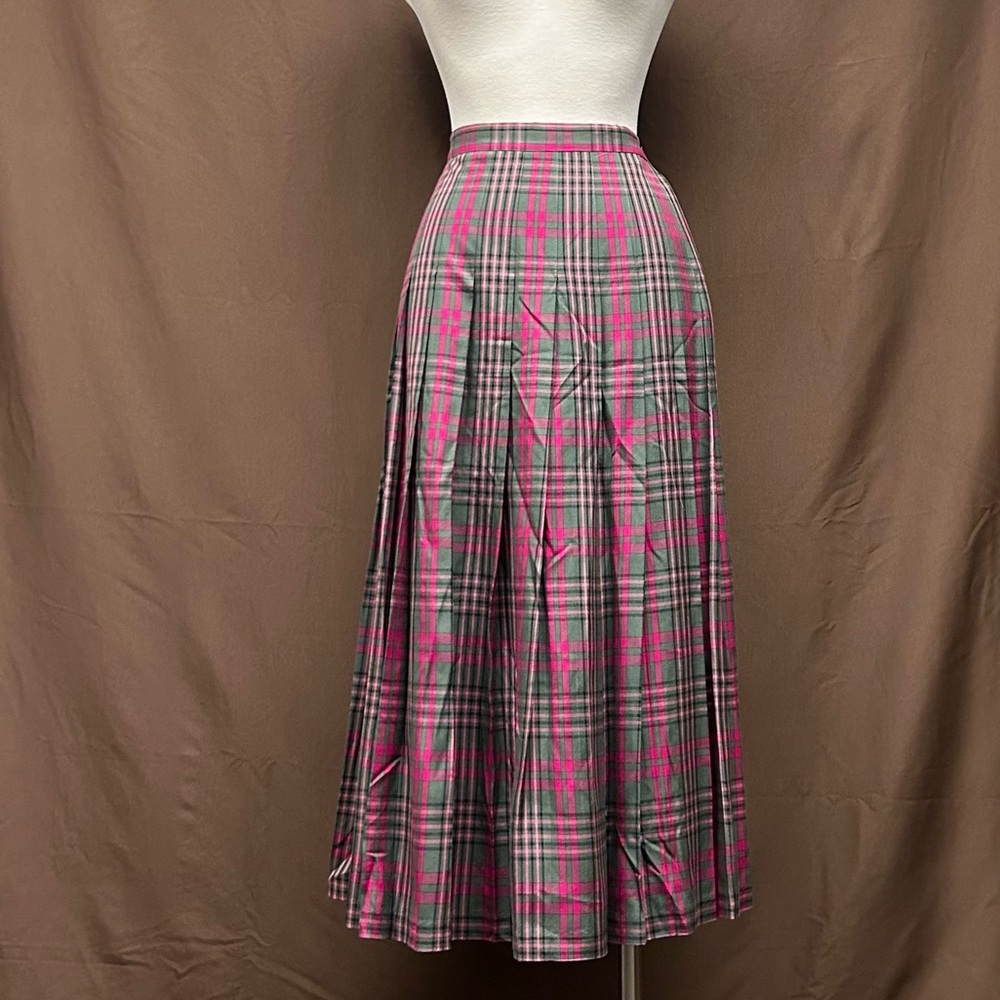Maxi skirt in spring checks of pink and grey